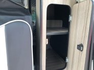 Nissan Elgrand 3.5 V6 Automatic Highway Star 4 berth Camper van with pop up roof 57000m 32