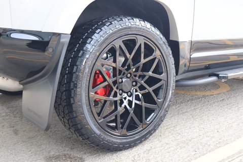 Land Rover Defender 90 2026 Brand NEW  HARD TOP STYLED BY SEEKER AIR SUSPENSION AND JUMP SEAT  11