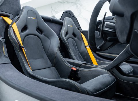 McLaren 675LT Spider MSO Carbon Series 15