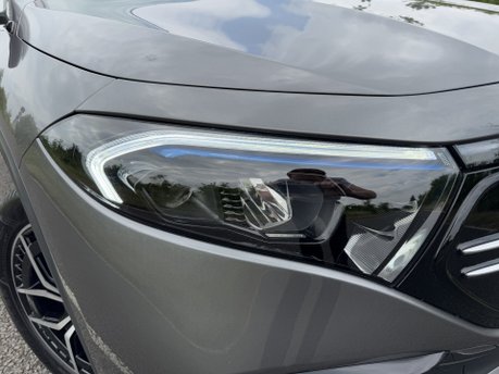 Mercedes-Benz EQA EQA 250 66KWH AMG Line Premium Auto Electric PAN ROOF/PARKTRONIC/SAT NAV 34