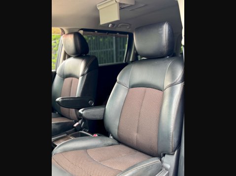 Nissan Elgrand Highway Star 46