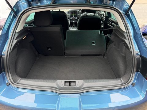 Renault Megane 1.3 TCe Iconic Euro 6 (s/s) 5dr 19