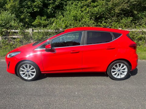 Ford Fiesta TITANIUM 11