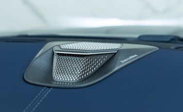 Aston Martin DB12 Volante 29