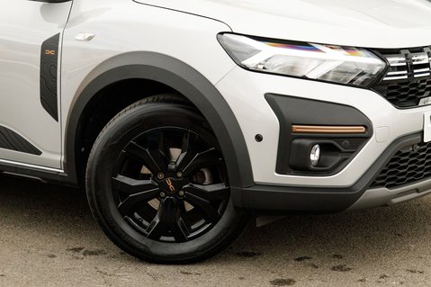 Dacia Sandero Stepway STEPWAY EXTREME TCE 11