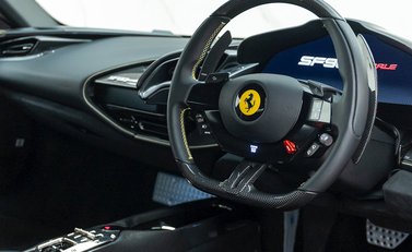 Ferrari SF90 Stradale 9