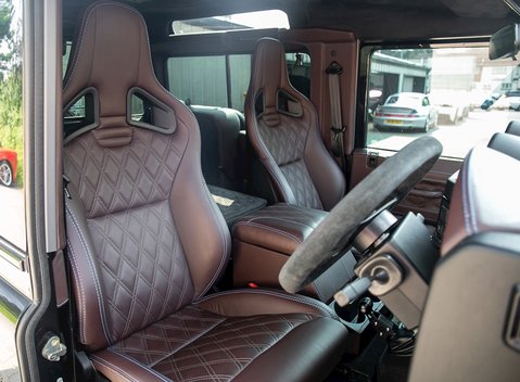 Land Rover Defender 90 XS T40S 12