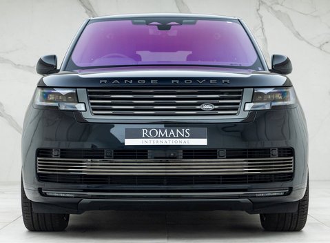 Land Rover Range Rover P530 SV 4