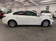 Vauxhall Insignia 2.0 CDTi ecoFLEX Design Euro 5 (s/s) 5dr 7