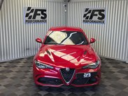 Alfa Romeo Giulia 2.9 V6 Bi-Turbo Quadrifoglio Saloon 4dr Petrol Auto Euro 6 (s/s) (510 ps) 14