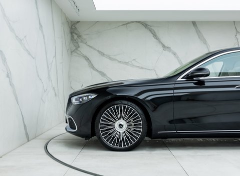 Mercedes-Benz S Class S580 Maybach First Class 57