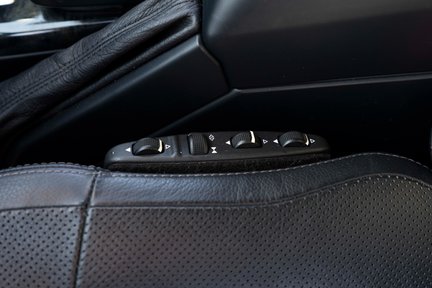 Mercedes-Benz G Series G350 BLUETEC 33