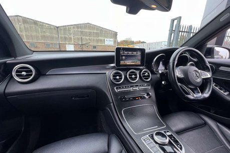 Mercedes-Benz GLC 2.0 GLC250 AMG Line SUV 5dr Petrol G-Tronic+ 4MATIC Euro 6 (s/s) (211 ps) 39