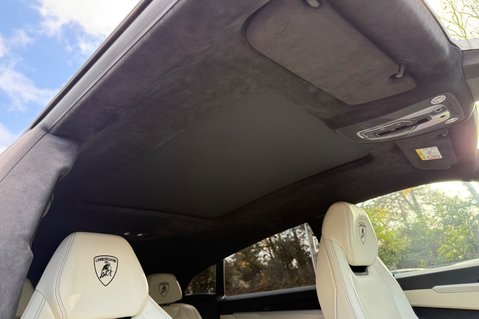 Lamborghini Urus V8 - BANG & OLUFSEN 3D ADVANCED -IVORY LEATHER -HUD -MASSAGE SEATS -ACC 70