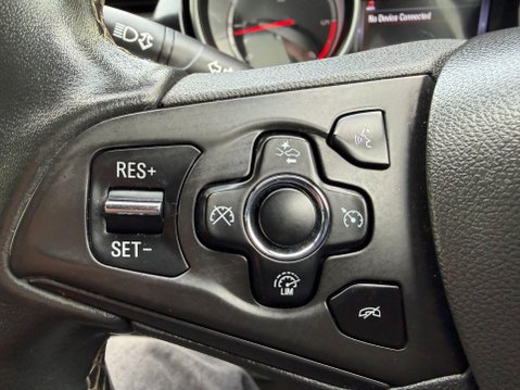 Vauxhall Astra 1.6 CDTi ecoFLEX SRi Nav Hatchback 5dr Diesel Manual Euro 6 (s/s) (110 ps) 34