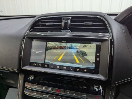 Jaguar F-Pace 2.0 F-Pace Chequered Flag AWD D Auto 4WD 5dr 85