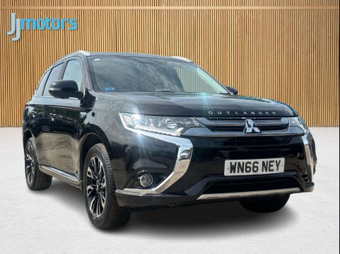 Mitsubishi Outlander 2.0h 12kWh GX4h SUV 5dr Petrol Plug-in Hybrid CVT 4WD Euro 6 (s/s) (200 ps) 15