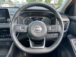 Nissan Qashqai 1.3 Qashqai Acenta Premium DiG-T MHEV 5dr 19