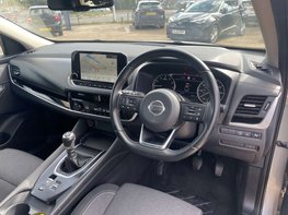 Nissan Qashqai 1.3 Qashqai N-Connecta DiG-T MHEV 5dr 17
