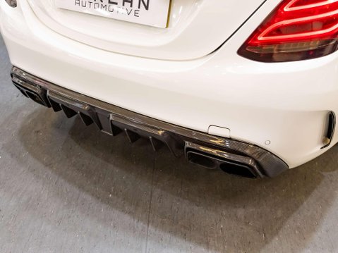 Mercedes-Benz C Class 4.0 C63 V8 BiTurbo AMG (Premium) Saloon 4dr Petrol SpdS MCT Euro 6 (s/s) (4 79