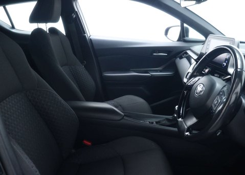 Toyota C-HR 1.8 C-HR Icon HEV CVT 5dr 35
