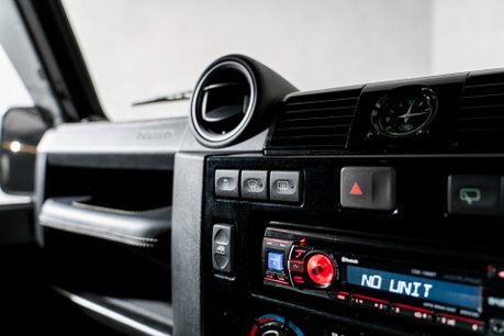 Land Rover Defender 90 TD XS STATION WAGON. TWISTED EDITION. TWISTED UPGRADES. HEATED SEATS. 26