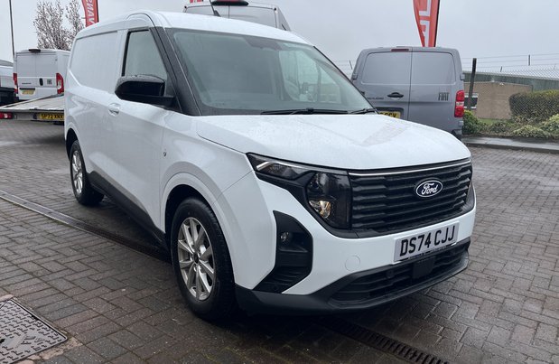 Ford Transit Courier Transit Courier 1.5 EcoBlue Limited Van