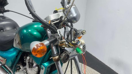 Hyosung Cruise 2001 17K CLASSIC CRUISER BIKE SPARES OR REPAIR 125CC 15