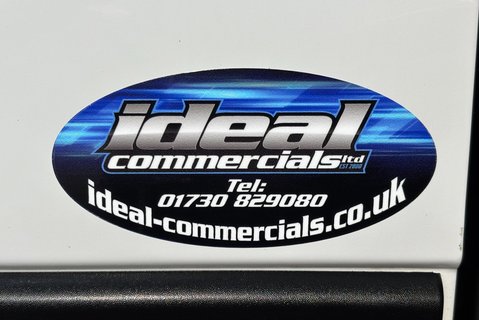 Peugeot Boxer 333 L1 H1 120 ps BlueHdi Professional - Sat Nav & Air Con 13