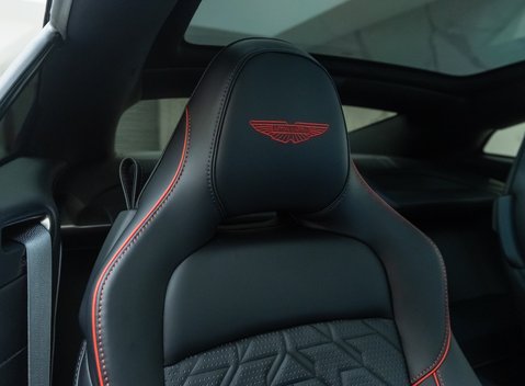 Aston Martin Vanquish V12 15