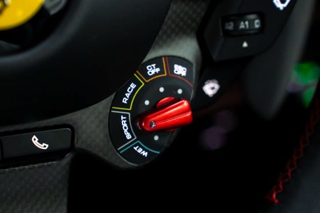 Ferrari F8 3.9 F8 Tributo Semi-Auto 2dr 41