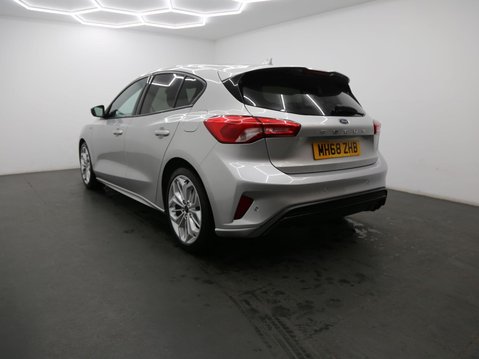 Ford Focus 1.0T EcoBoost ST-Line X Euro 6 (s/s) 5dr 7