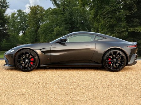 Aston Martin Vantage V8 8