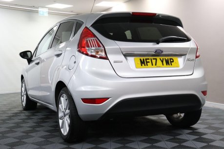 Ford Fiesta TITANIUM 29