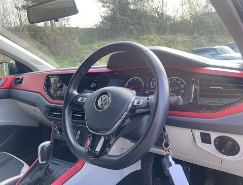 Volkswagen Polo 1.0 Polo Beats TSi Semi-Auto 5dr 12