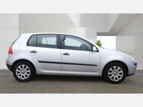 Volkswagen Golf SE 5