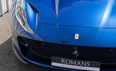 Ferrari 812 Superfast 22