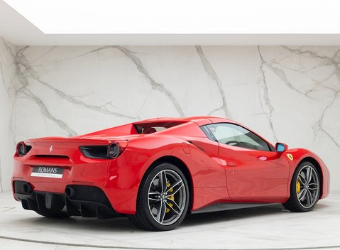 Ferrari 488 Spider 9