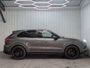 Porsche Cayenne 3.0 Cayenne V6 Auto 4WD 5dr 16