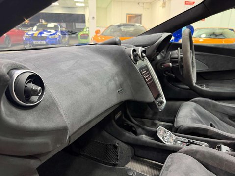 McLaren 600 3.8T V8 Spider 2dr Petrol SSG Euro 6 (s/s) (600 ps) 34