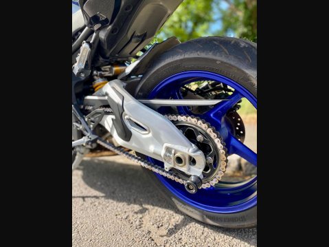 Yamaha MT-10 1000 SP Hyper-naked Euro 5 14