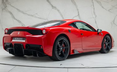 Ferrari 458 Speciale 6