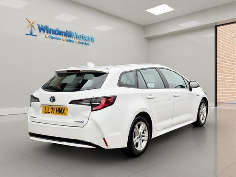 Toyota Corolla 1.8 VVT-h Icon Touring Sports CVT Euro 6 (s/s) 5dr 9