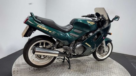 Triumph Trophy 1200 4 1993 1 OWNER VERY CLEAN ONLY 18K PROJECT BIKE SPORTS TOURER 2