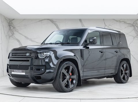 Land Rover Defender 110 D300 X 6