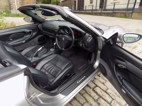 Porsche 911 CARRERA 2 TIPTRONIC S CABRIOLET 16
