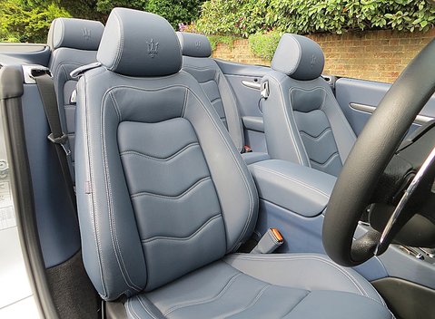 Maserati Grancabrio Sport 8