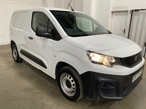 Peugeot Partner BLUEHDI PROFESSIONAL PREMIUM PLUS L1 3