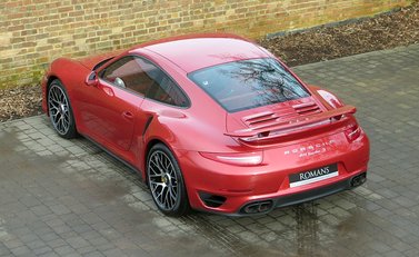 Porsche 911 (991) Turbo S 11