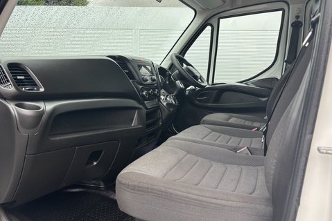 Iveco Daily 35C14D Hi-Matic Crew Cab Tipper 13